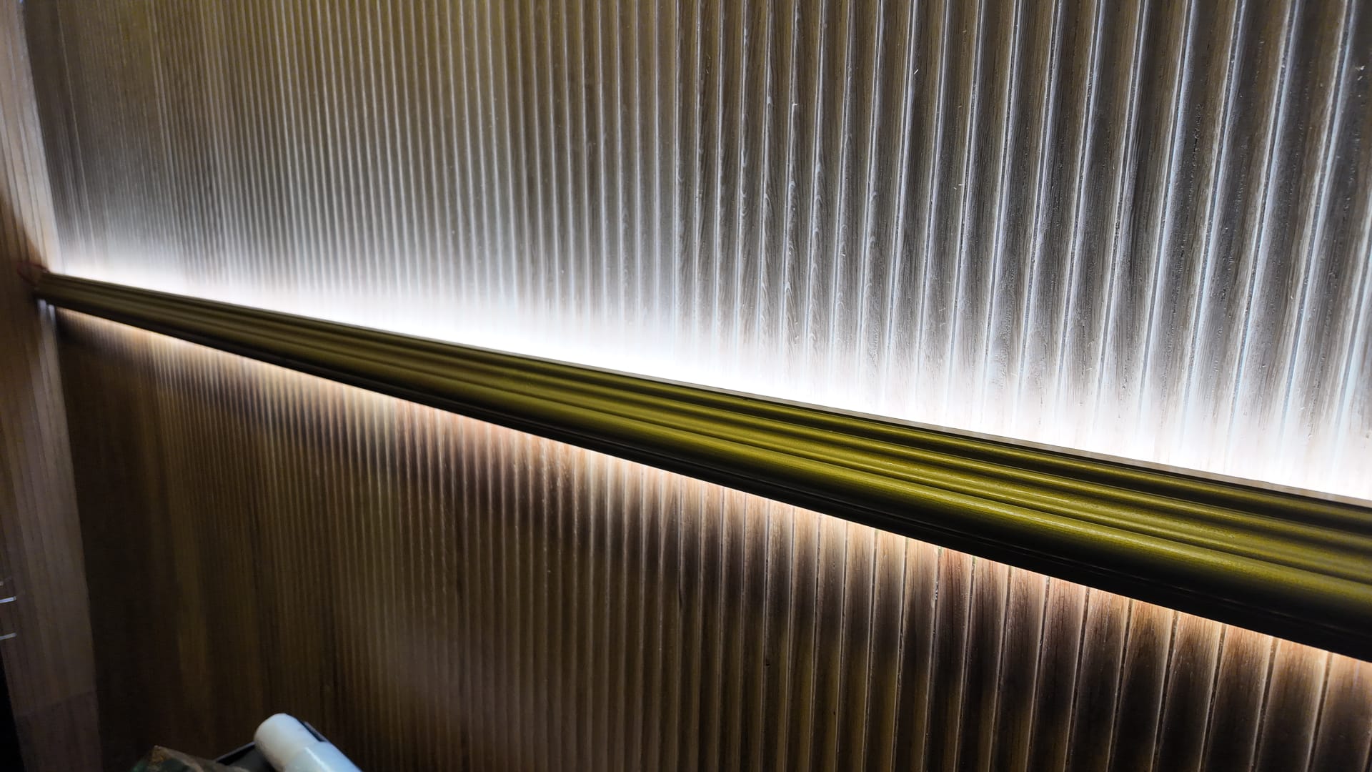 Legato Loops - 20mm Fluted Solid Wood Panels 5mm + Base panel Legato Loops - 20mm Fluted Solid Wood Panels 5mm + Base panel